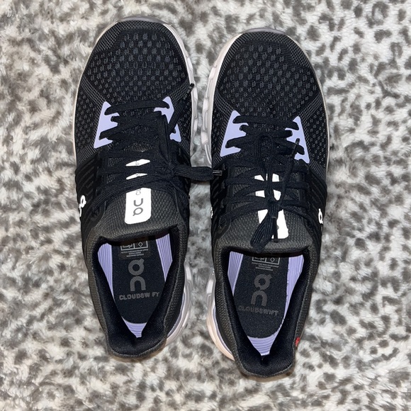 On Running Shoes - Worn only a few times! - Picture 2 of 2